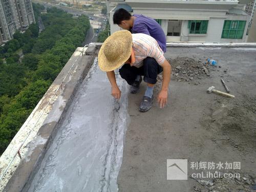 冬季<a href='http://www.richll.cn' target='_blank' title='防水施工'>防水施工</a>選材很重要 冬季<a href='http://www.richll.cn' target='_blank' title='防水施工'>防水施工</a>選材很重要